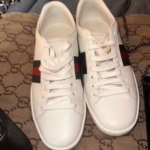 Authentic Gucci shoes, worn two times good condition. Fits true to size.